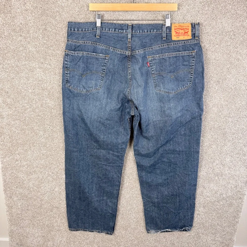 Levis 550 Relaxed Fit Jeans Mens 42x29 Medium Wash Blue Denim 01550-2765